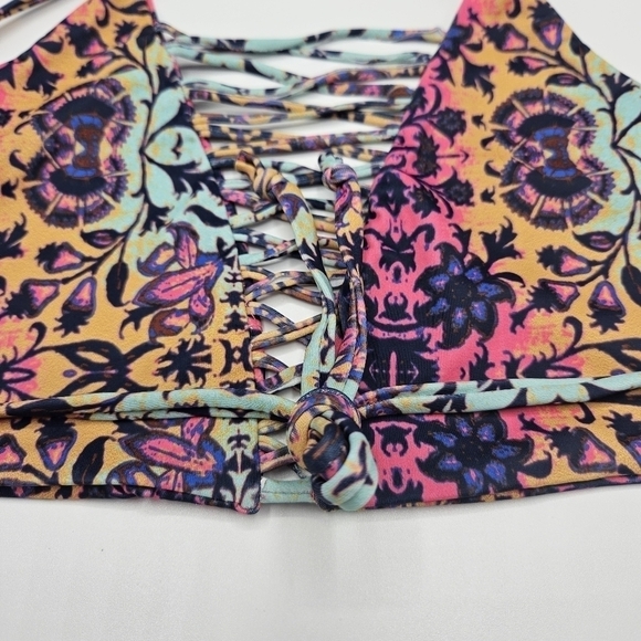 NWT Gypsy 05 Mosaic print bikini top only - Picture 6 of 13
